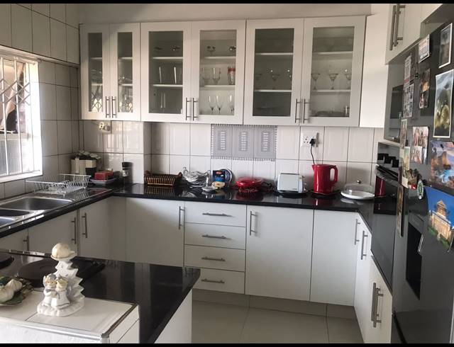 2 BEDROOM APARTMENT FOR SALE IN SOUTH BEACH